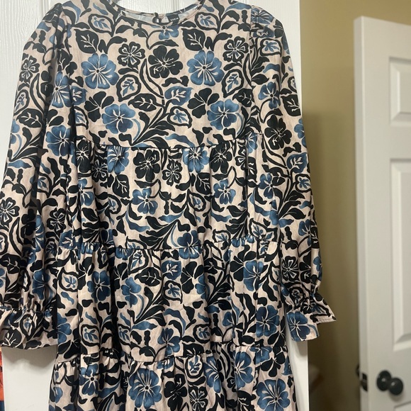 SHEIN Dresses & Skirts - SHEIN Floral Long Sleeve Dress - Blue and Black